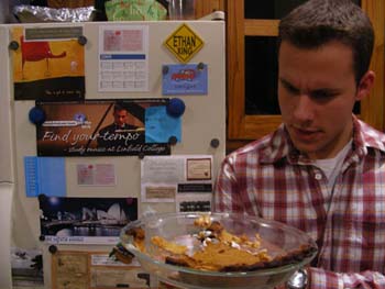 4 Ethan_pie